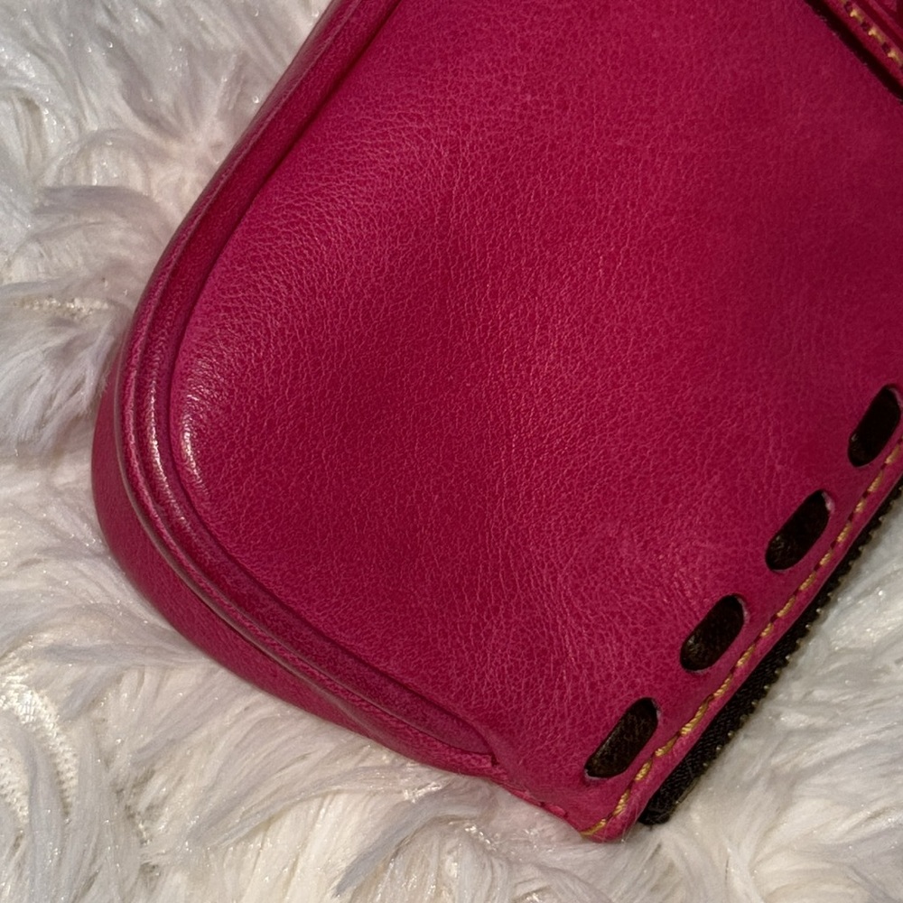 Dooney & Bourke Vintage HTF Florentine Cosmetic Case in fuchsia - Picture 11 of 16
